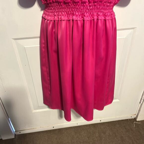 Elegant Pink Midi Dress - Picture 8 of 10